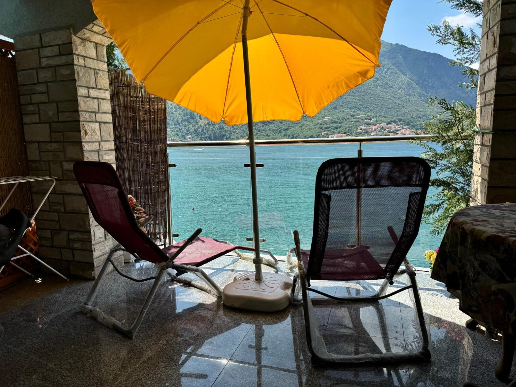 Aparthotel Maxim Kotor Exterior foto